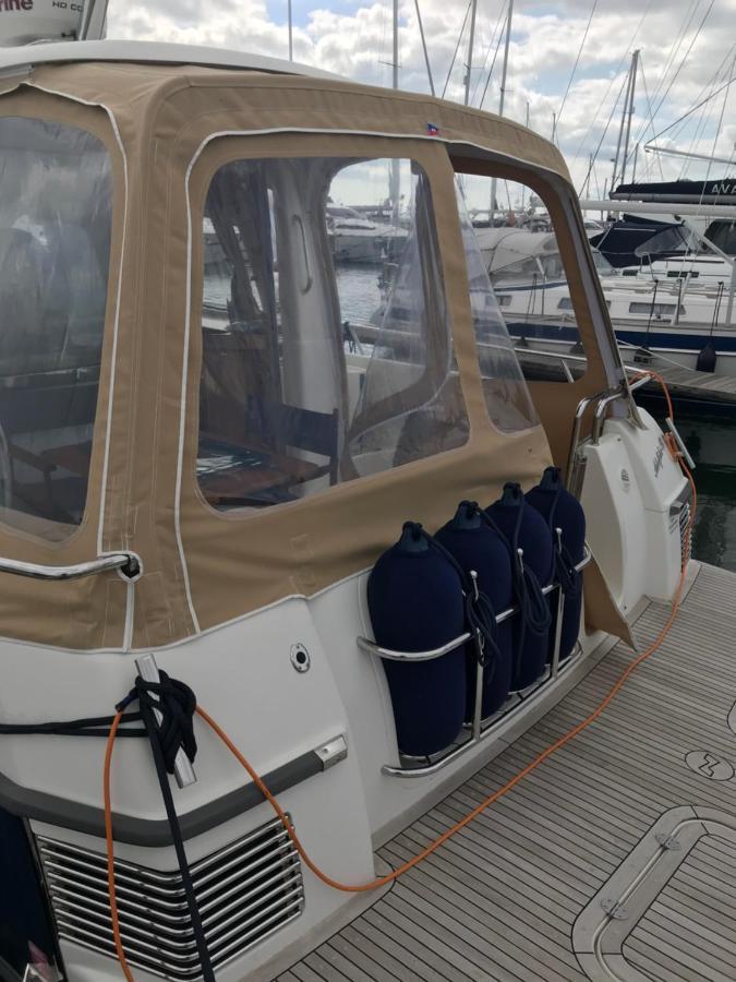 Adelphi B A Delightful 6 Berth Boat Hotel Lymington Kültér fotó